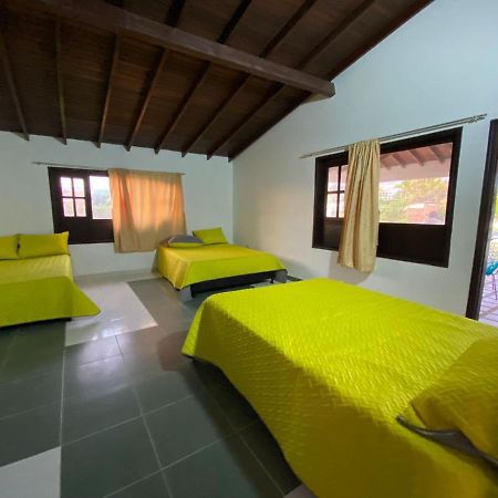 Hotel Villa Noel Chinauta Buitenkant foto