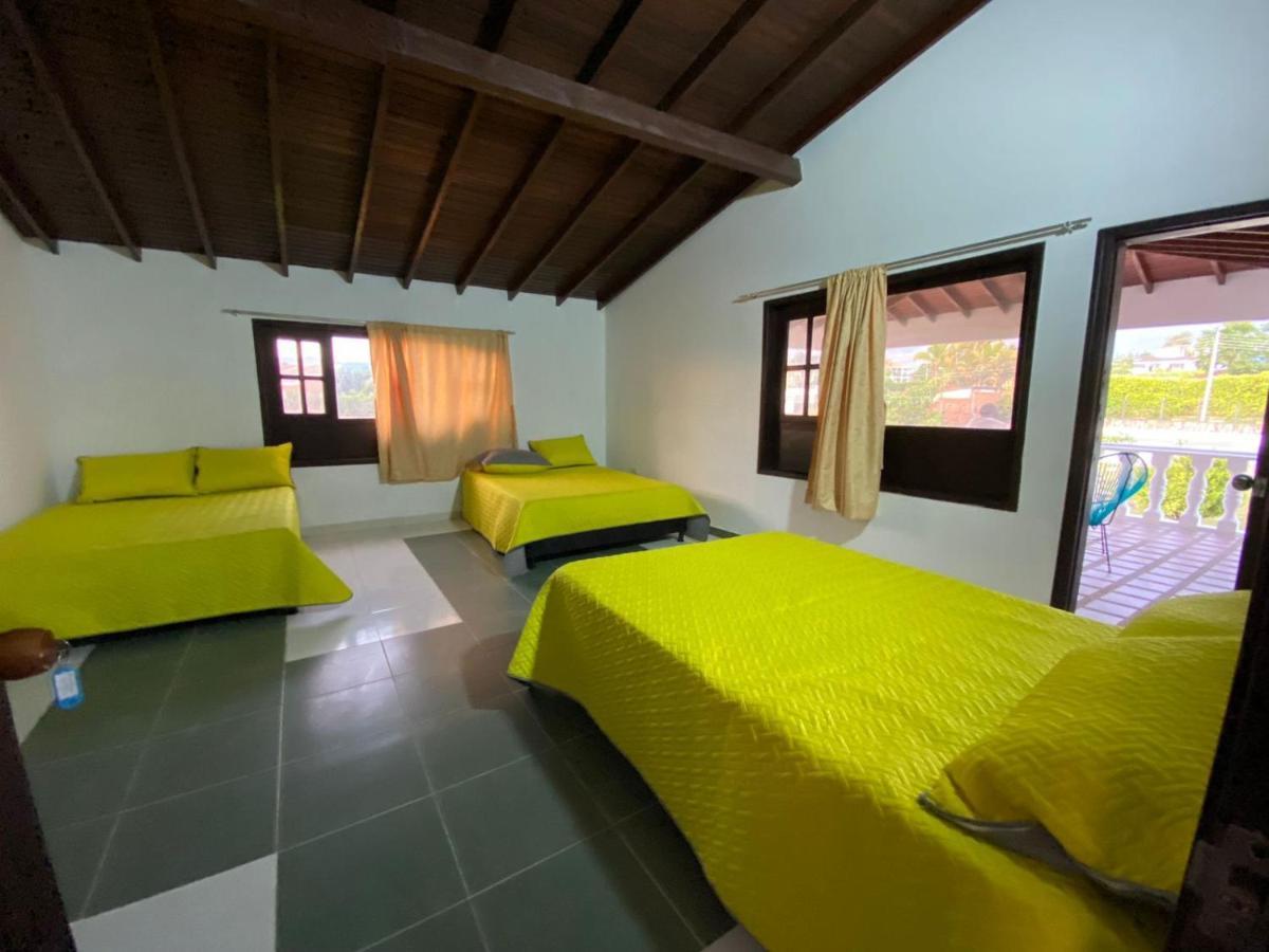 Hotel Villa Noel Chinauta Buitenkant foto