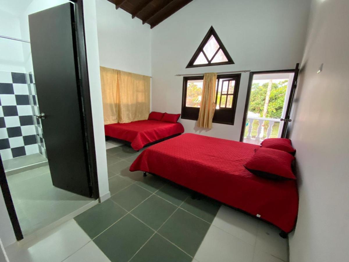 Hotel Villa Noel Chinauta Buitenkant foto